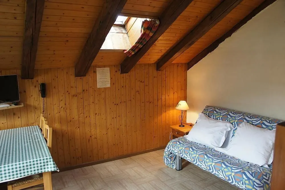 Le Morillon Hotel